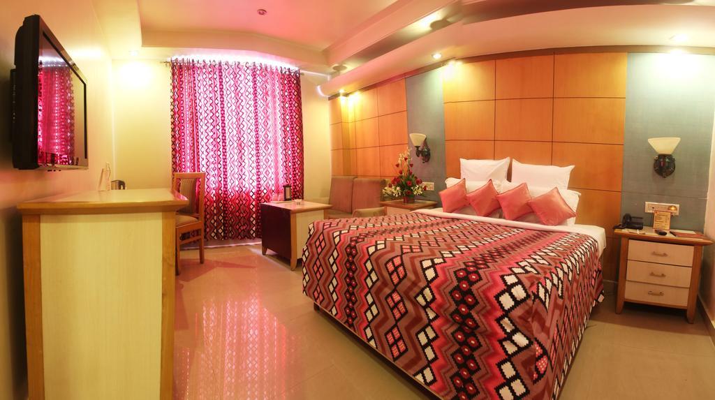 Hotel Grand International Rāipur Εξωτερικό φωτογραφία